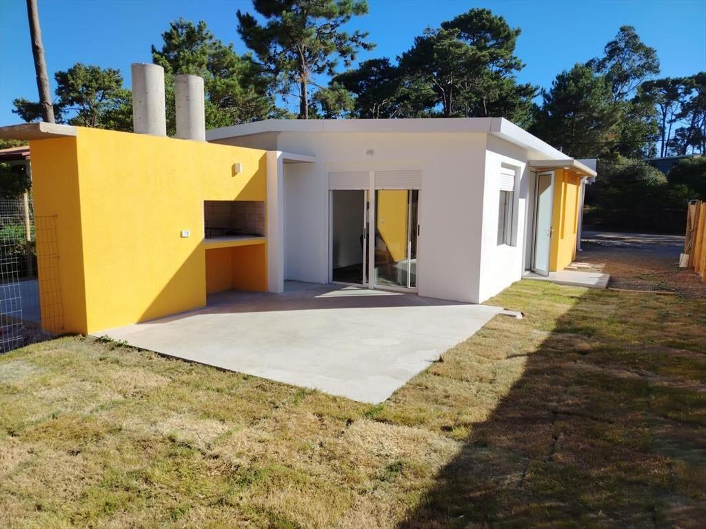 Estrena! Casa PH Punta Colorada 2 dormitorios