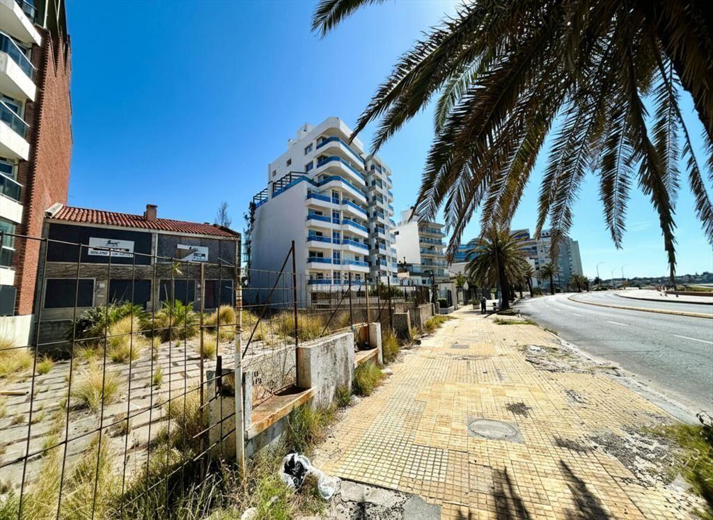 VENTA TERRENO PRIMERA LINEA RAMBLA MALVIN