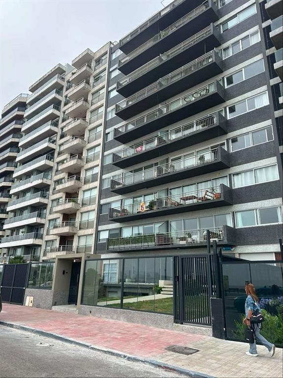 Rambla Malvín, apartamento en alquiler, 3 dormitorios, 2 ba
