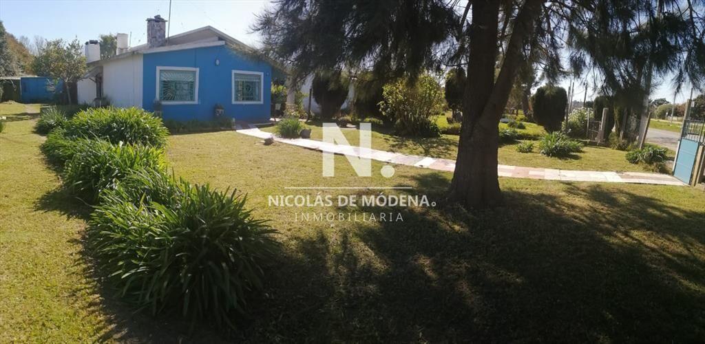 Vende casa2 dormitorios 1 baÃ±os en JoaquÃ­n con