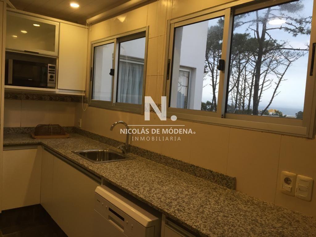 Casa de 5 dormitorios en venta en Montoya