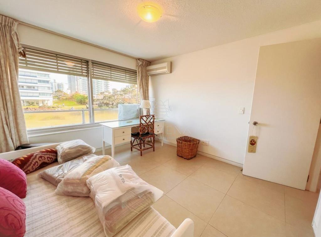 Apartamento en la brava