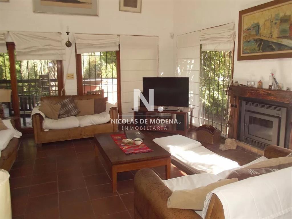 Casa de 4 dormitorios en Pinares, Punta del este