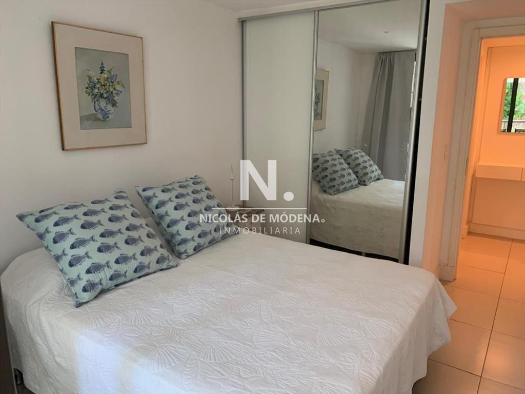 Vende apartamento de 1 dormitorio y medio en San