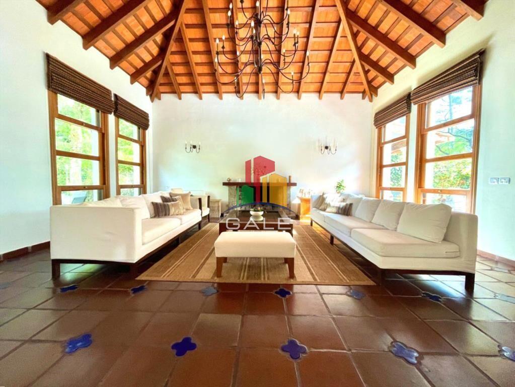 Chalet en San Rafael - Venta y Alquiler
