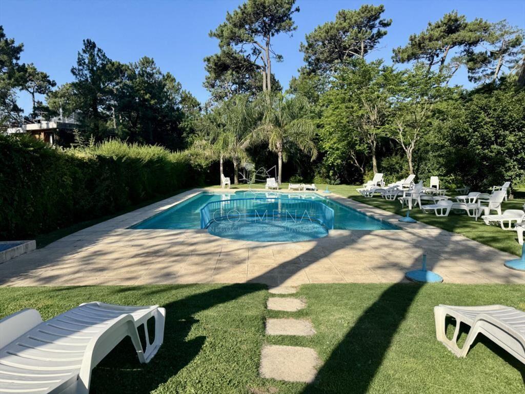 Hermoso apto con vista directa y hermosa al mar