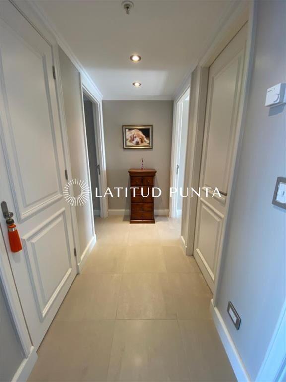 Piso alto en Le Parc, 2 suites más dependencia,