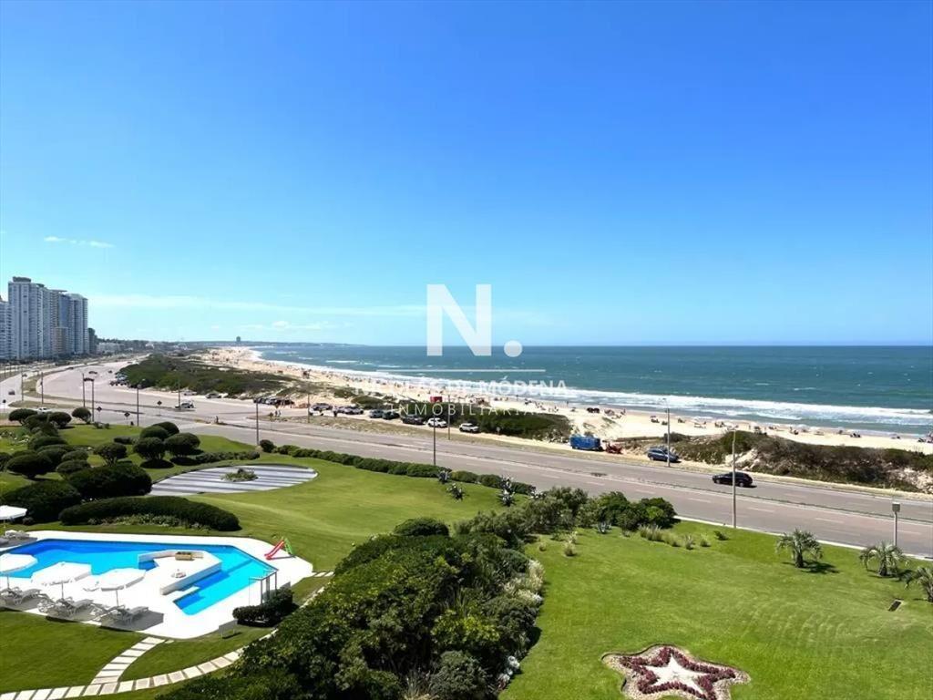 Oportunidad imperdible en hermoso departamento de