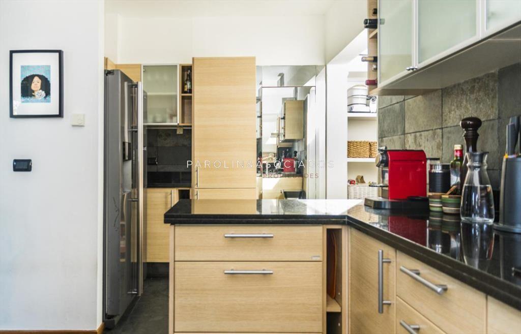Casa en Venta de 4 Dormitorios en Village del