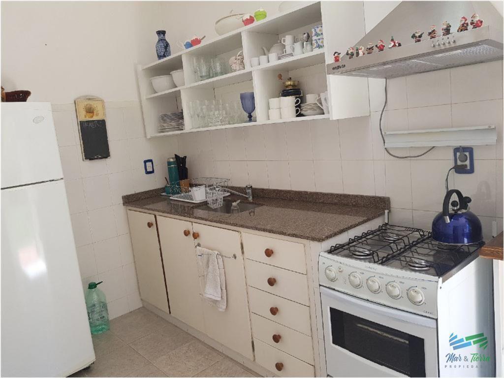 Casa de 3 dormitorios con piscina climatizada en alquiler.