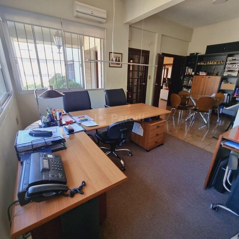 PARODI ALQUILER CASA POCITOS PARA EMPRESA EXCELENTE UBICAC
