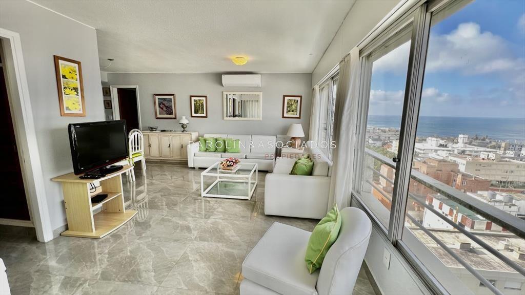 Departamento en Venta de 2 dormitorios en Torre