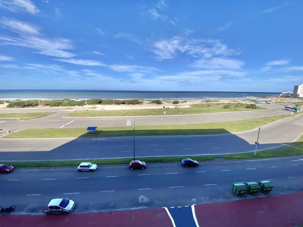 APARTAMENTO EN VENTA 1 DORMTIORIO FRENTE AL MAR