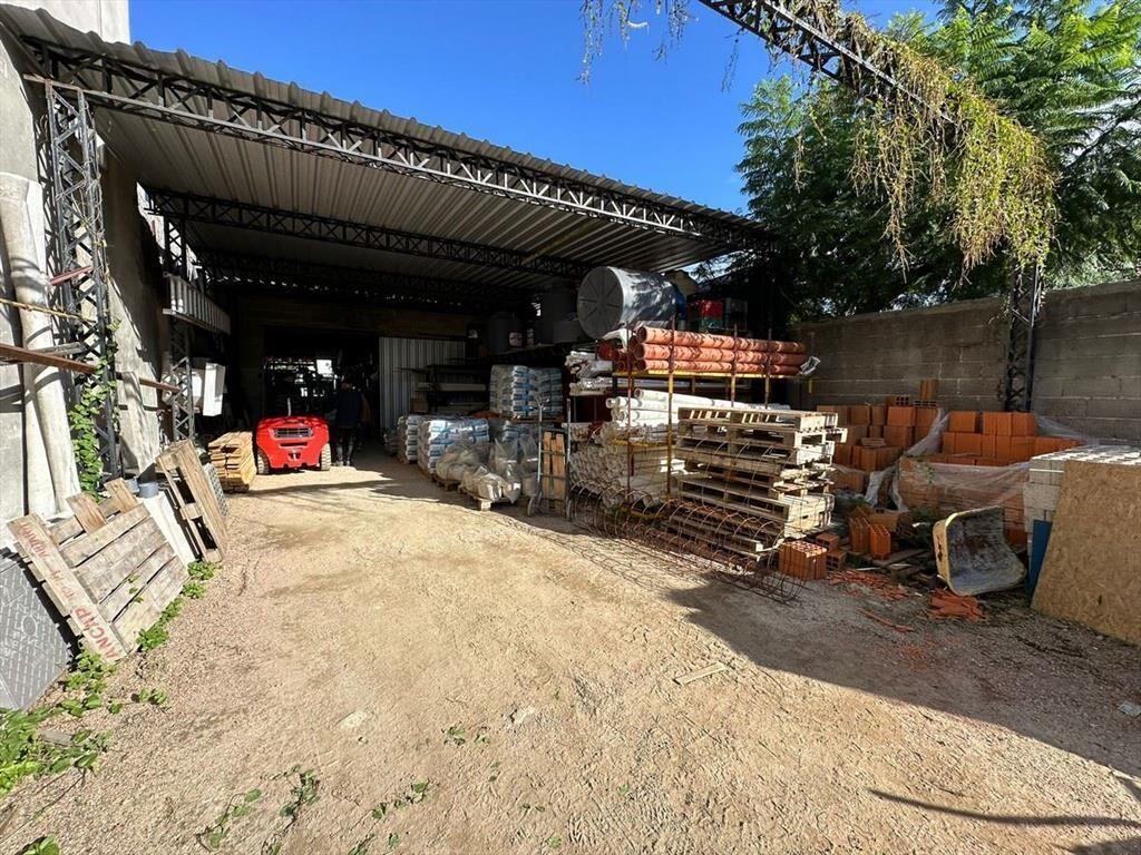 Venta local industrial galpon deposito comercial CON RENTA