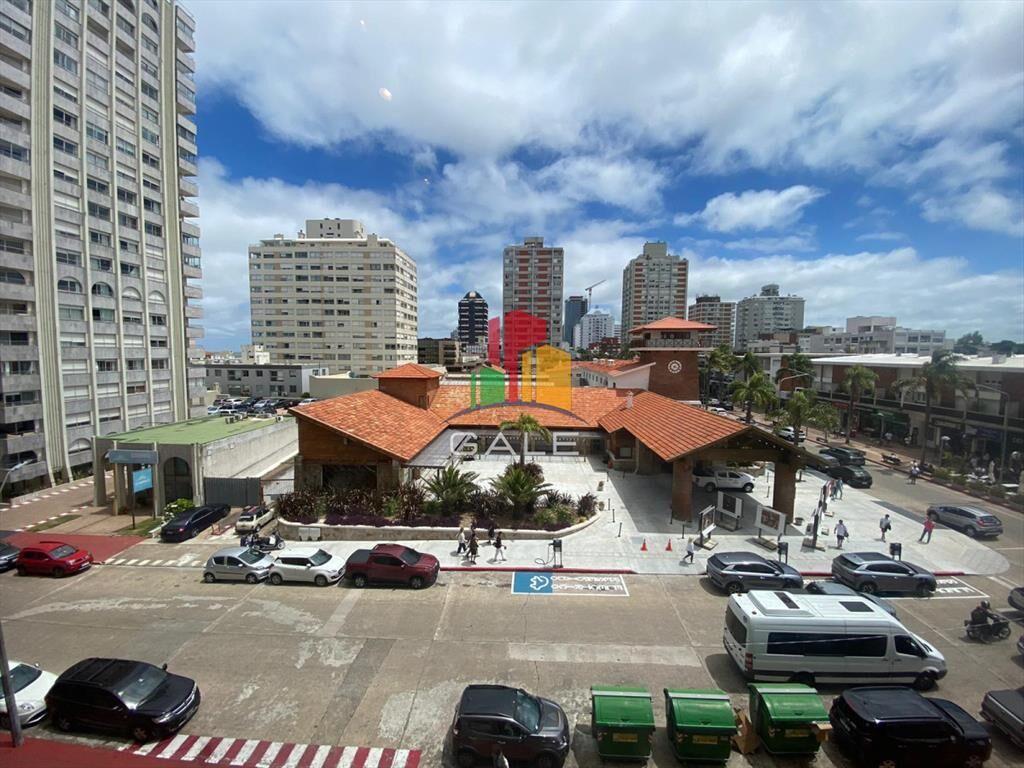 Peninsula reciclado