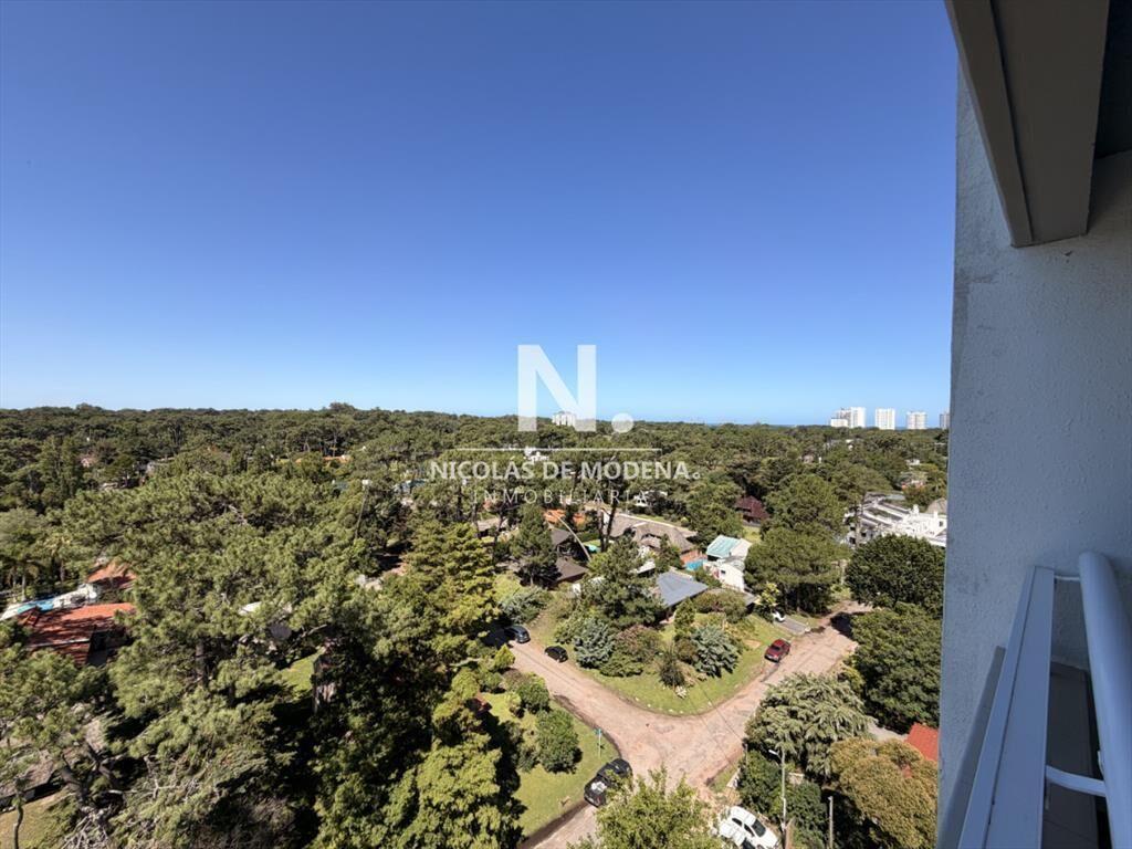 Vende departamento de 2 dormitorios en Punta del