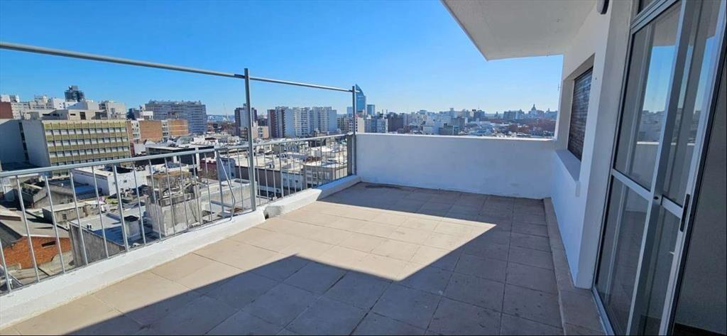 Alquiler de pent house,  amplia terraza con preciosa vista,