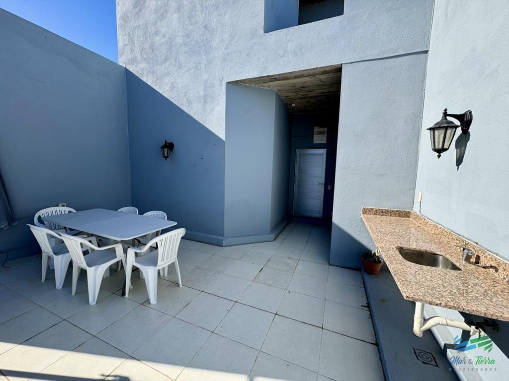 En venta apartamento 1 dormitorio con parrillero