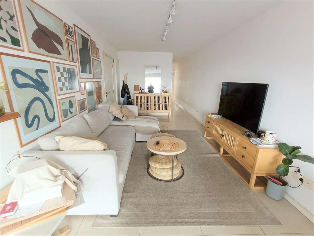 Venta con Renta. Apartamento Pocitos 2 Dormitorios 2 Baños
