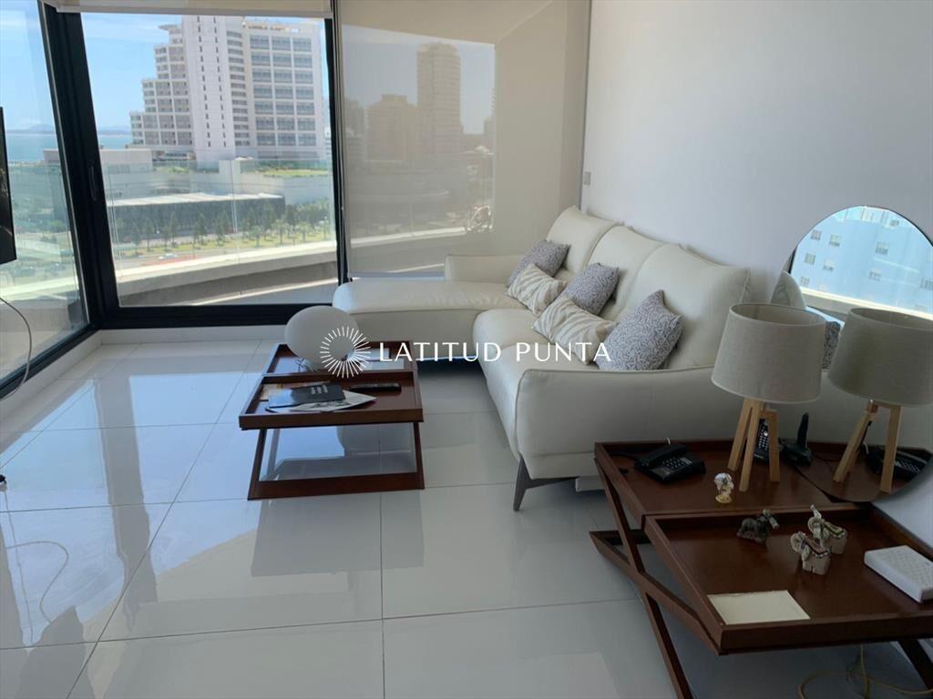 Apartamento de 3 dormitorios en Artower
