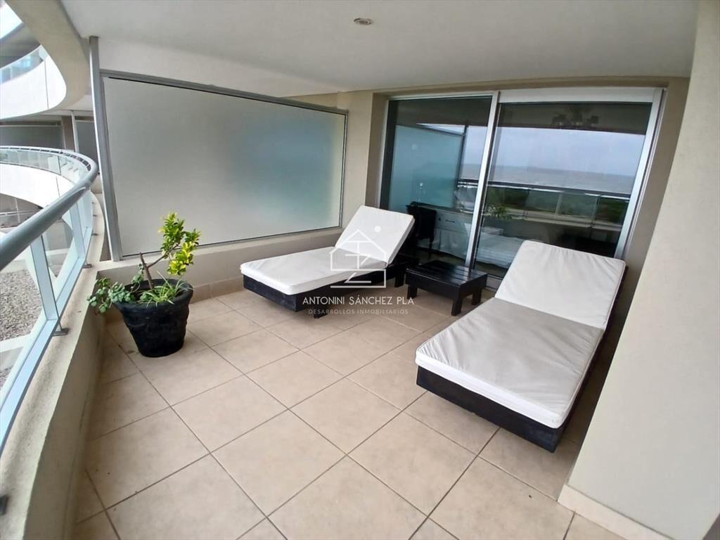 APARTAMENTO EN VENTA FRENTE AL MAR 3 DORMITORIOS
