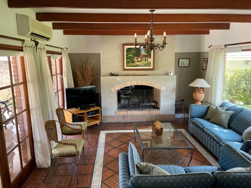 Casa a metros del mar