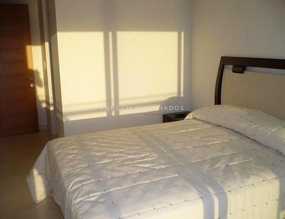Apartamento en venta de 2 dormitorios en Season