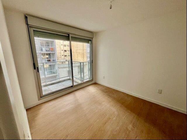 VENTA CON RENTA APARTAMENTO CORDÓN SUR 1 DORMITORIO CON TER