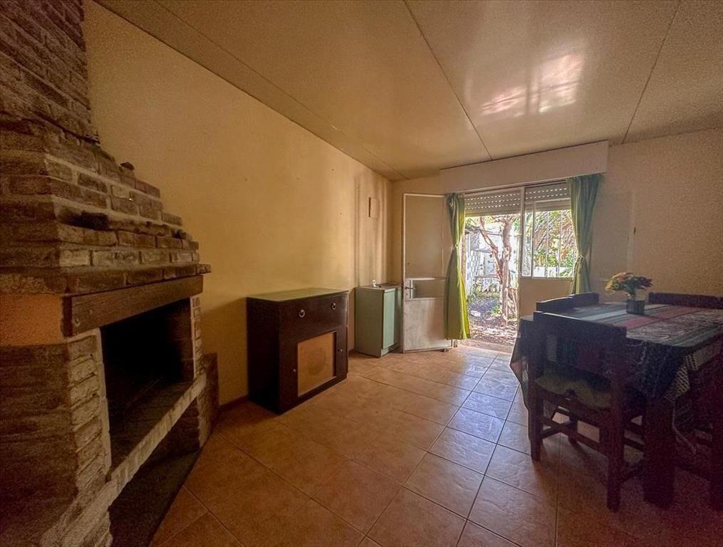 Venta de casa 3 dormitorios, 2 baños, estac. Padrón Único