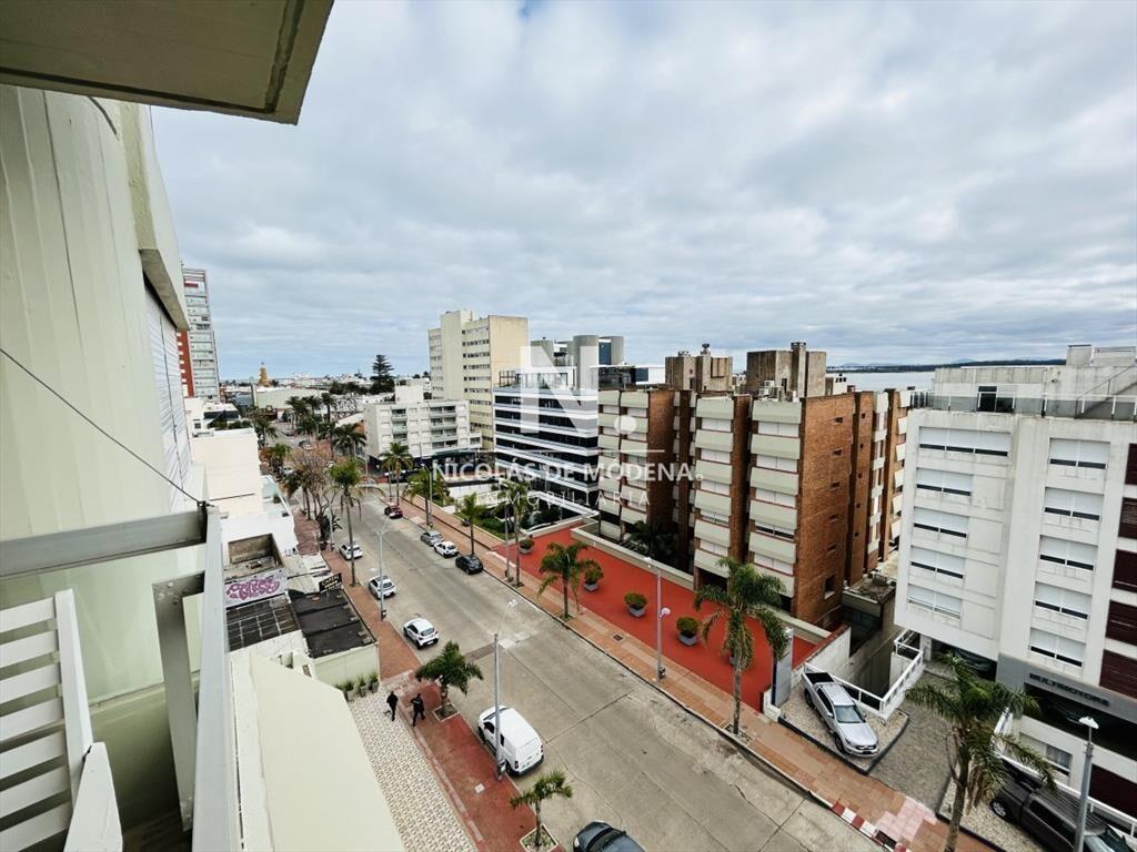 Apartamento en Venta, zona Puerto, Punta del Este