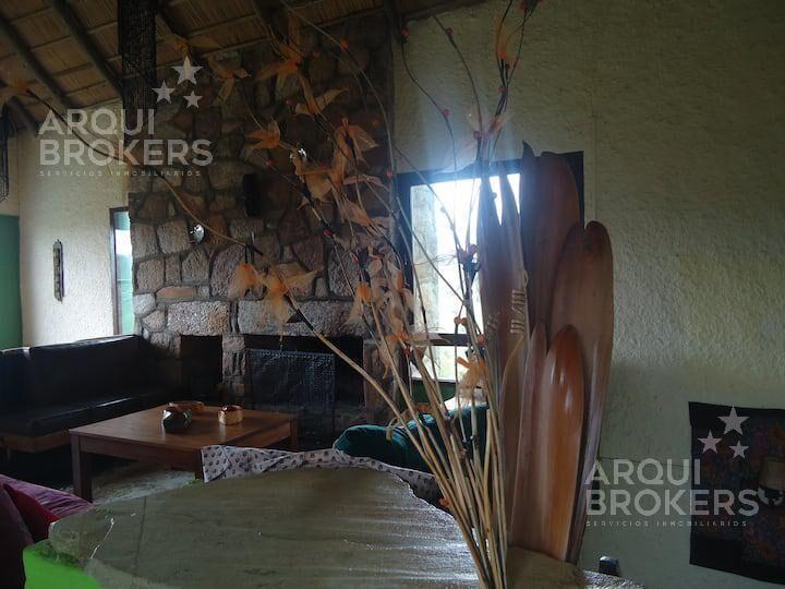 Casa de 4 dormitorios en venta en Villa Serrana