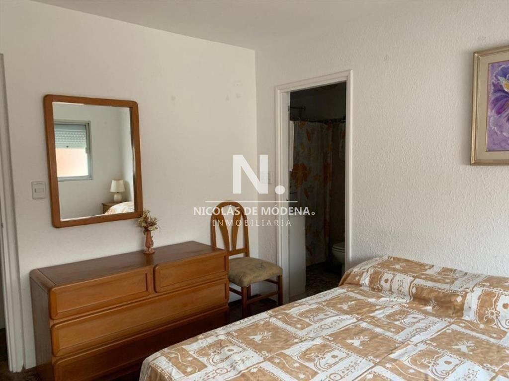 Impecable departamento, comodo e iluminado.