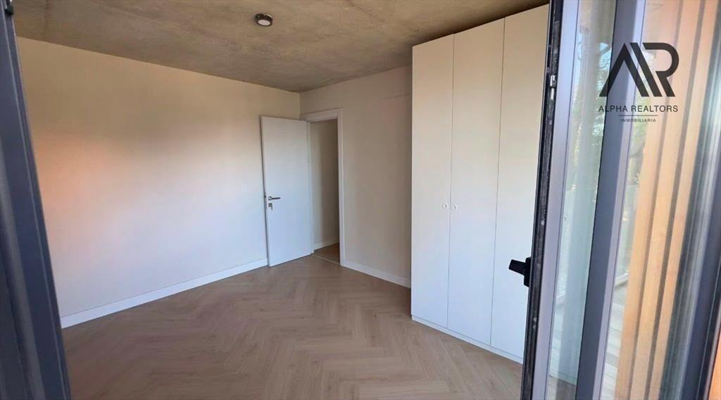 Apartamento en venta c/ cochera en Bella Vista