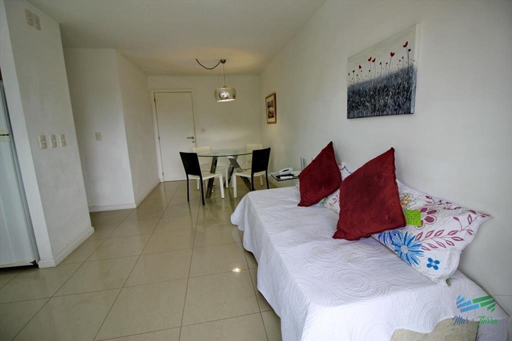 En venta apartamento 1 dormitorio con servicios y