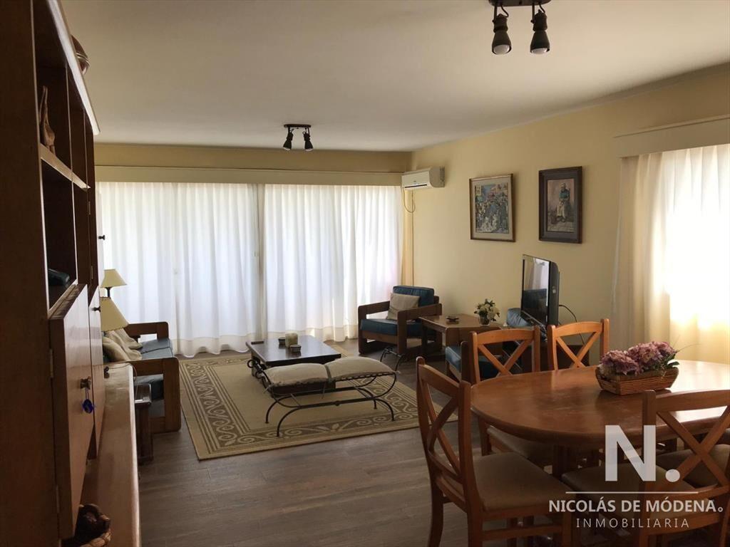 Apartamento en Punta del Este, Mansa