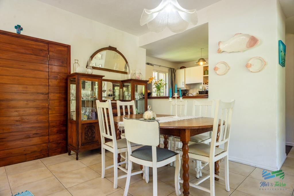 En venta casa 4 dormitorios con piscina, Rincon