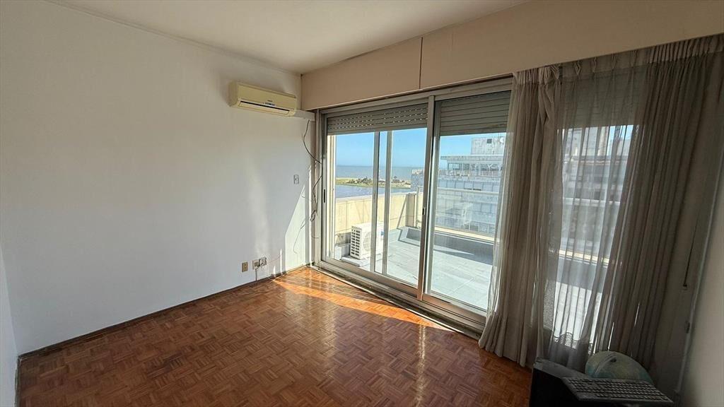 Rambla y Av Brasil, pent house, 173 m2 , gge x 2 , gran ter