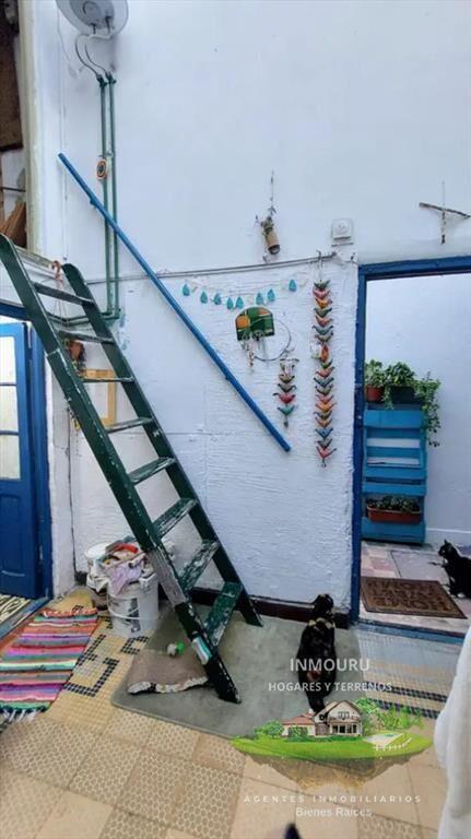 Se vende apartamento con renta, 2 dormitorios, Goes.