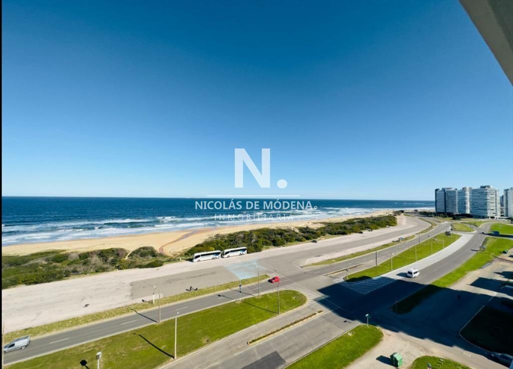 Vende apartamento de 3 dormitorios en Brava, del
