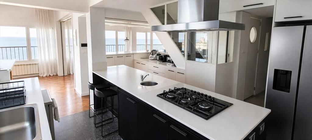 Venta Apartamento Penthouse duplex 4 dormitorios con garaje
