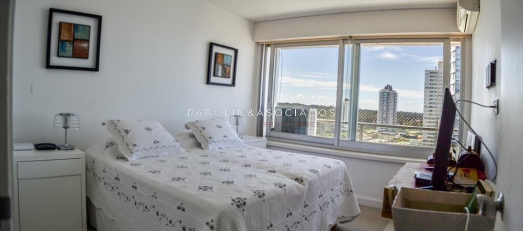 Apartamento env enta de 3 dormitorios en Tiburón