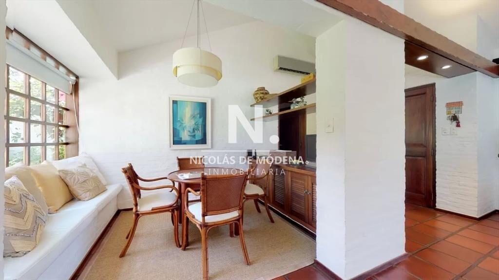 Casa en venta en Punta del este de 4 dormitorios.