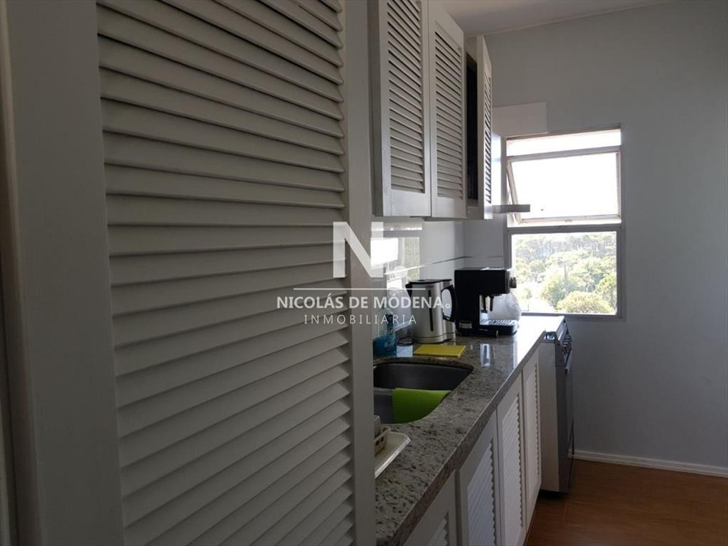 En venta apartamento de 2 dormitorios con terraza