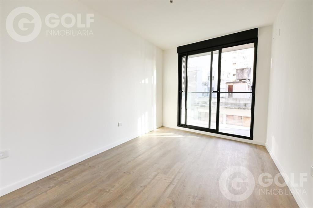 Venta de apartamento de un dormitorio con terraza - Centro