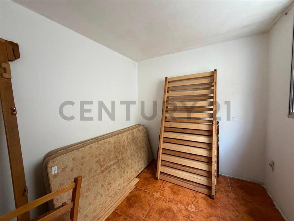 Alquiler APARTAMENTO, 2 plantas, en Ciudad Vieja, 4 dormi...