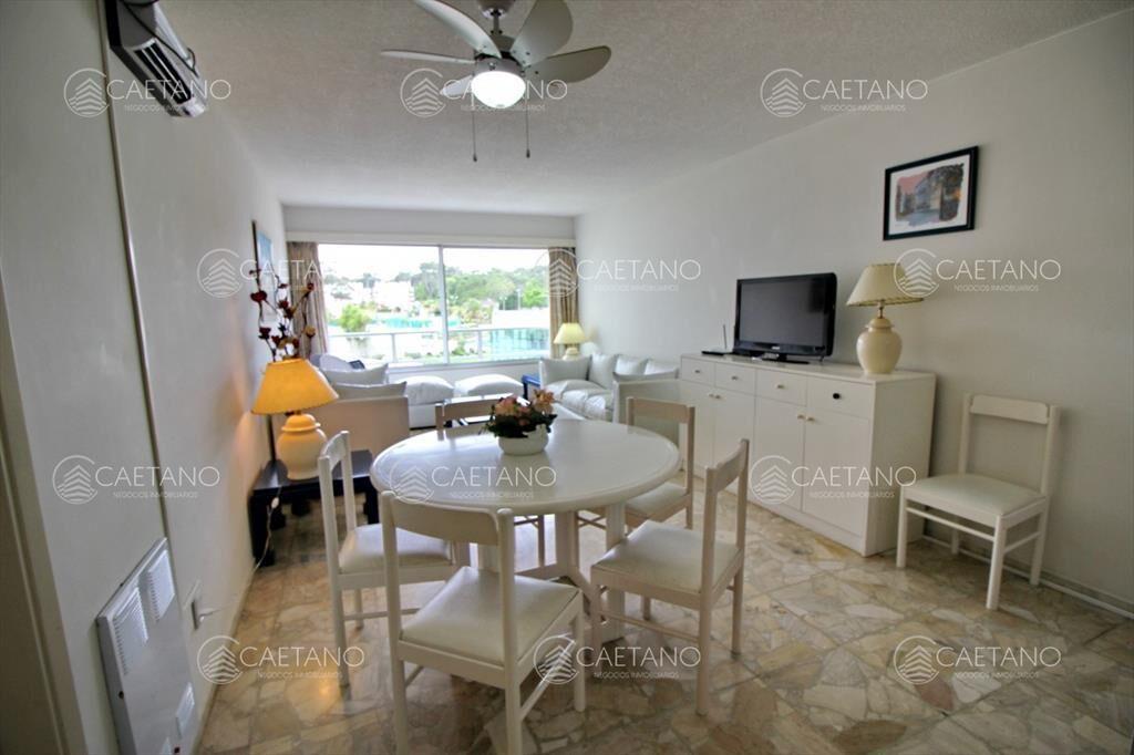 Venta apartamento de 2 y 12 dormitorios en playa