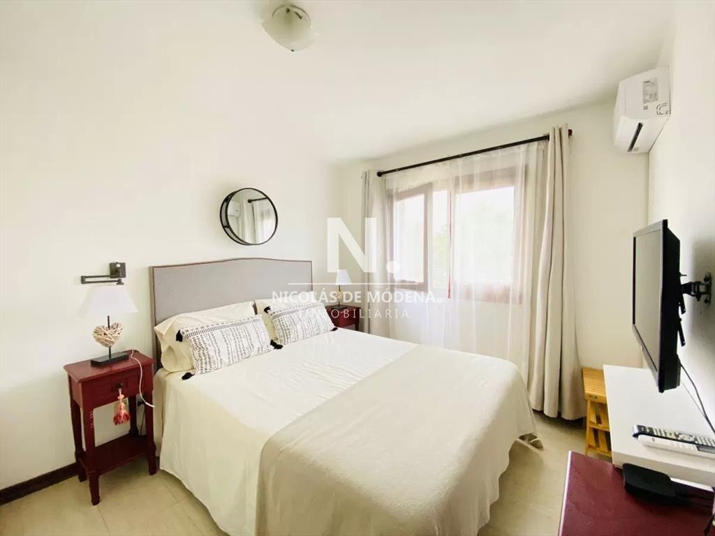 Impecable departamento, comodo e iluminado.