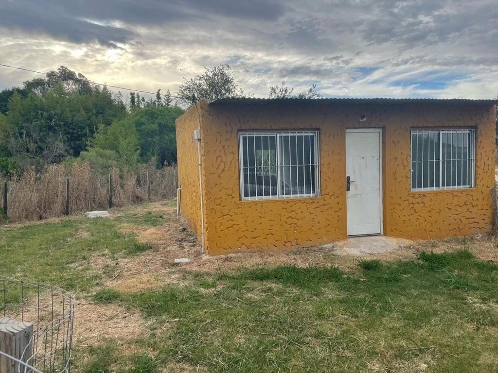 Alquiler casa de 2 dormitorios en Joaquín Suárez