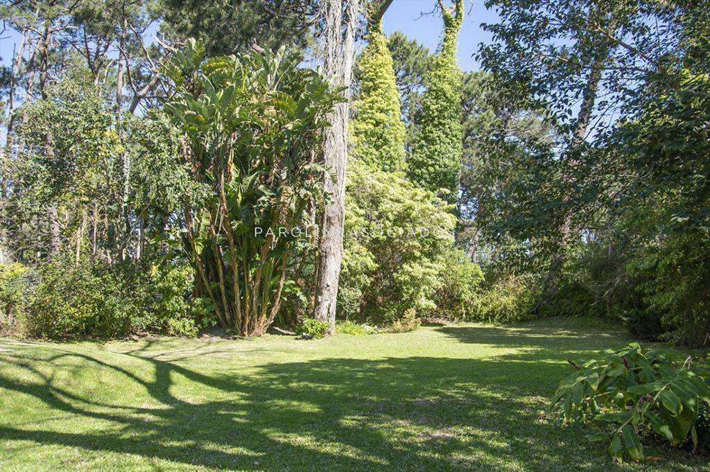 Hermosa casa en venta de 3 dormitorios en Mansa, Punta del