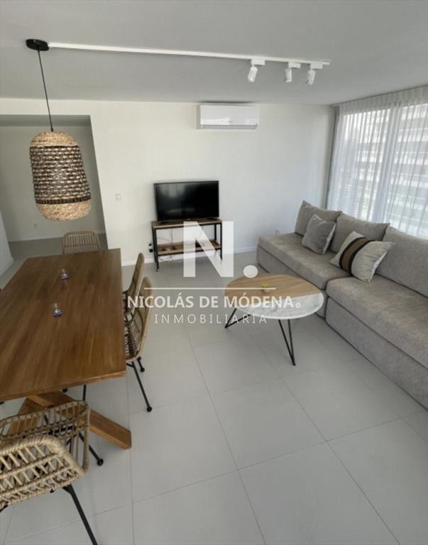 En venta apartamento de 2 dormitorios en Mansa,